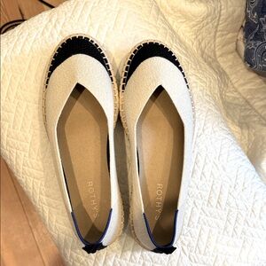 Rothy's Women's Cream and black Flats